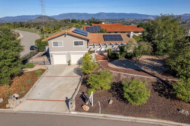 Detail Gallery Image 37 of 48 For 11000 Meadow Glen Way East, Escondido,  CA 92026 - 3 Beds | 2/1 Baths