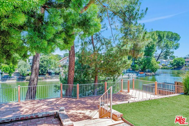 30757 Canwood Street, Agoura Hills CA: https://media.crmls.org/mediaz/aeeb3f2a-cda8-4889-8758-b2340fd67d12.jpg