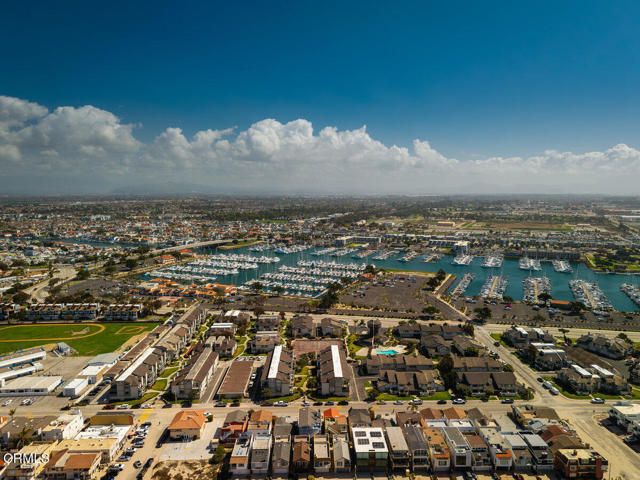 3107 Harbor Boulevard, Oxnard CA: https://media.crmls.org/mediaz/aeec3395-a3ae-44ed-9154-5164f83520ec.jpg