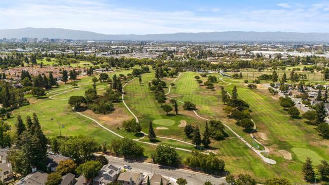 1340 Meadow Ridge Circle, San Jose CA: https://media.crmls.org/mediaz/aeec5fb1-d183-44d4-ab35-2739536a85ea.jpg