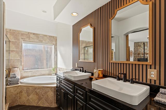 60377 Pueblo Trail, Joshua Tree CA: https://media.crmls.org/mediaz/aeee54c1-9d32-4c43-adee-cdb37ca03d00.jpg