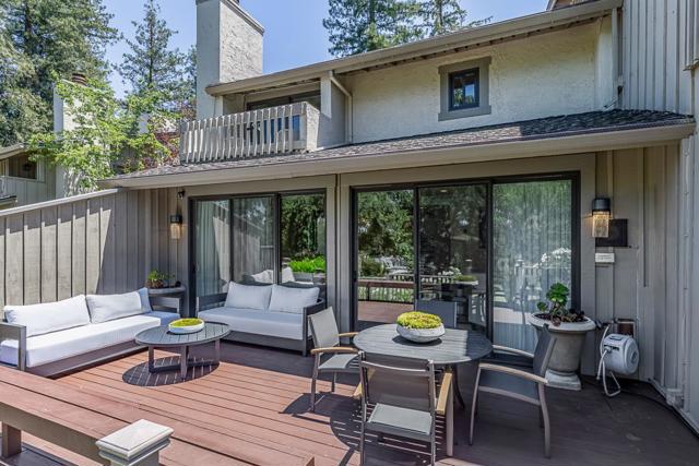 410 Sand Hill Circle, Menlo Park CA: https://media.crmls.org/mediaz/aeefb41f-5bfe-4544-b45b-cda3fd3f724b.jpg