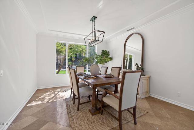 1708 Via Aracena, Camarillo CA: https://media.crmls.org/mediaz/aef24c0e-c4df-4ae6-9e25-32df025ee0a7.jpg