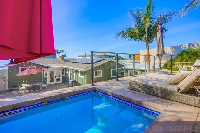 1571 San Elijo Ave, Cardiff by the Sea CA: https://media.crmls.org/mediaz/aef26d7c-fa01-44be-a9f4-7a4514eee00f.jpg