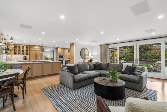 11991 Murietta Lane, Los Altos Hills CA: https://media.crmls.org/mediaz/aef3624c-7fd3-4f6c-a1a1-51c1f6ebb938.jpg