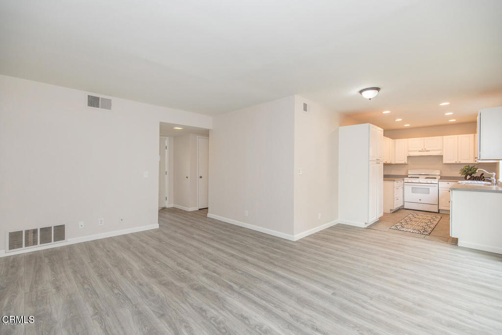 MLS #V1-31616 image #5