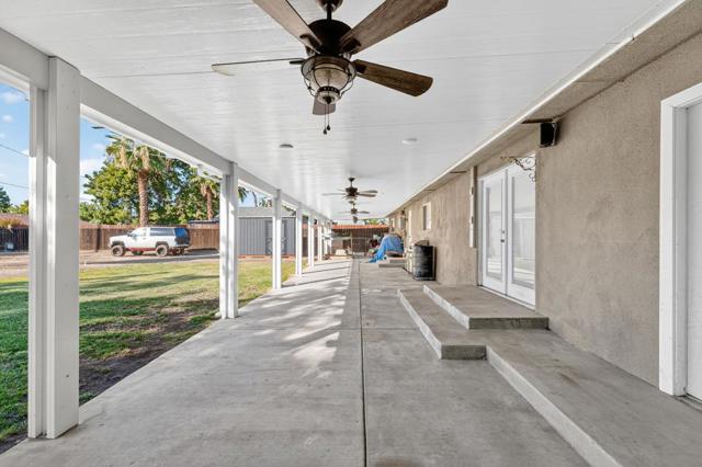 1110 California Avenue, Dos Palos CA: https://media.crmls.org/mediaz/aef4869b-73ac-4375-87c2-b09beba2e06f.jpg