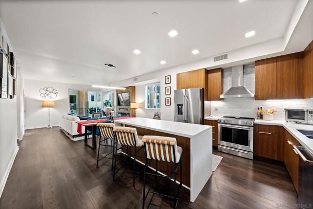 2875 B Street, San Diego CA: https://media.crmls.org/mediaz/aef4c1ff-6a67-4cc3-9f07-94e37e87a8c7.jpg