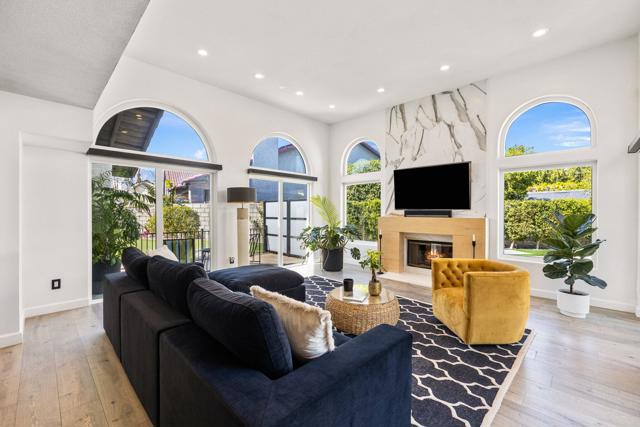 68716 Avenida Diosa, Cathedral City CA: https://media.crmls.org/mediaz/aef54d45-56c2-4fae-b390-02d0f9ed3b4c.jpg