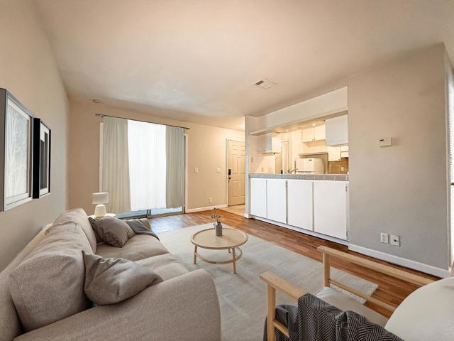 29629 Mountain Oak Court, Hayward CA: https://media.crmls.org/mediaz/aef6203d-f9d9-4657-b7ea-20f5dfca3d33.jpg
