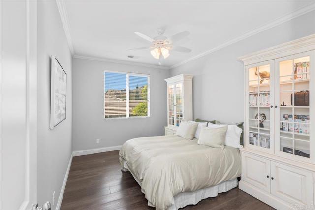 1080 Vega Way, San Marcos CA: https://media.crmls.org/mediaz/aef6d933-290c-432d-a19d-eb8c8c26f286.jpg