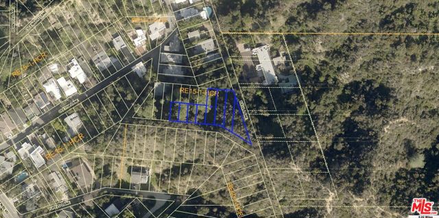 10215 W Oletha Lane, Los Angeles CA: https://media.crmls.org/mediaz/aef6e836-e974-4327-b8c7-f7335b822dbe.jpg