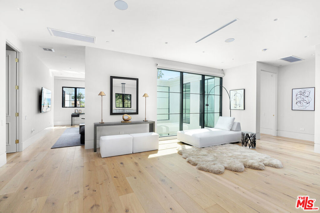 MLS #26850225 image #43
