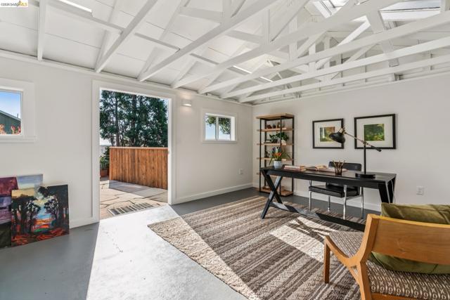 Image 45 of 51 For 5861 Bernhard Ave