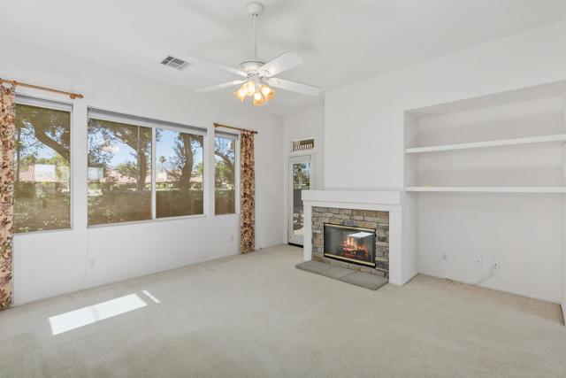 Image 6 of 29 For 77619 Ashberry Court