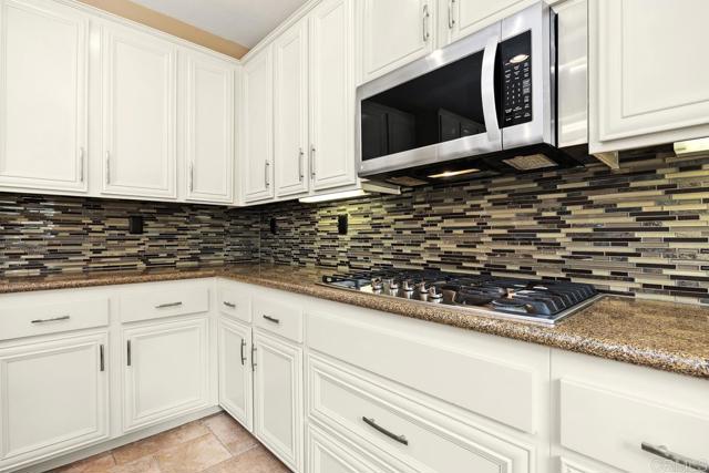 Detail Gallery Image 24 of 56 For 1122 via Vera Cruz, San Marcos,  CA 92078 - 5 Beds | 3 Baths