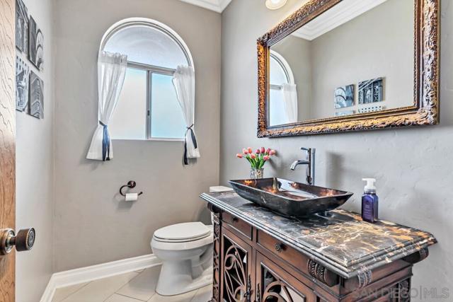 1817 Sunny Slope Terrace, Escondido CA: https://media.crmls.org/mediaz/aefd7303-0dd1-4d7a-8874-b34ac31b5459.jpg