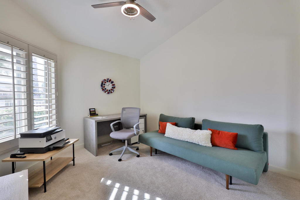 MLS #219132423DA img 29