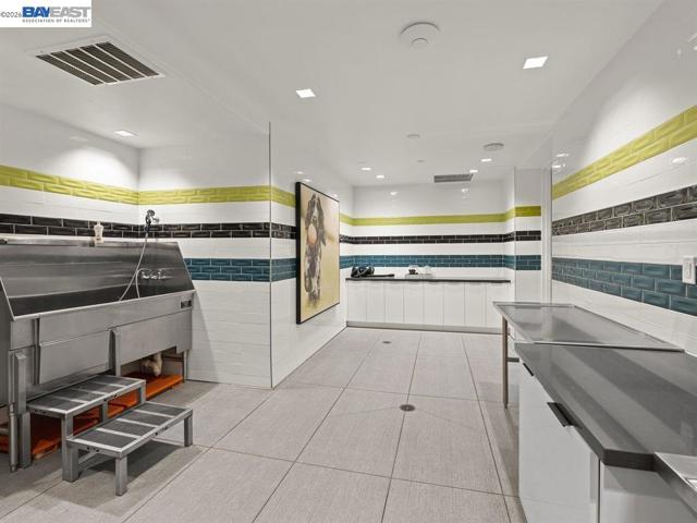 45128 Warm Springs Blvd, Fremont CA: https://media.crmls.org/mediaz/aefe43cc-6e5c-4c7a-8915-59756e675743.jpg