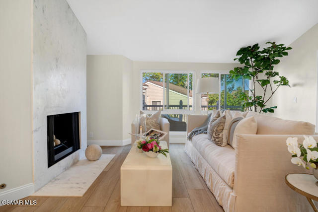 1228 S Westlake Boulevard, Westlake Village CA: https://media.crmls.org/mediaz/aefe72e2-5130-41f2-8217-579803660def.jpg