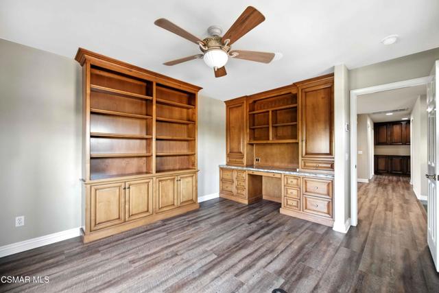 3194 Sunset Hills Boulevard, Thousand Oaks CA: https://media.crmls.org/mediaz/aefe903d-f453-4914-b5ed-17550a01127c.jpg
