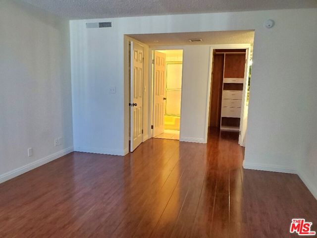 10535 Wilshire Boulevard, Los Angeles CA: https://media.crmls.org/mediaz/aeff2faa-f720-45d1-82f2-9ce27ad5f8fe.jpg