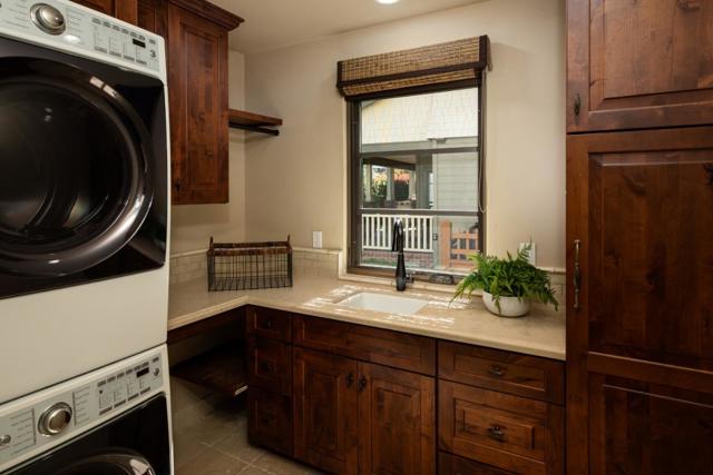 16922 Mitchell Avenue, Los Gatos CA: https://media.crmls.org/mediaz/aeff4f8a-356d-47a1-bb3f-ba441a3a8bd6.jpg