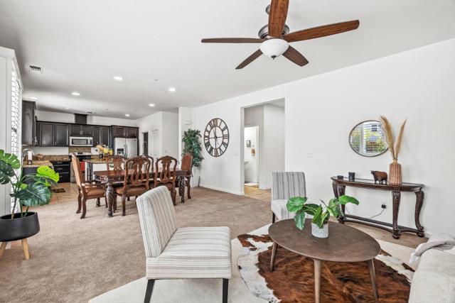 662 Ventura Drive, Soledad CA: https://media.crmls.org/mediaz/aeff92c0-2702-4374-b1a9-25d0773dd29e.jpg