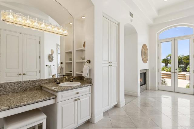 Home for Sale in Valley Center