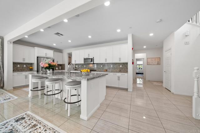 Detail Gallery Image 16 of 38 For 1251 S Magnolia Ave, El Cajon,  CA 92020 - 4 Beds | 3/1 Baths