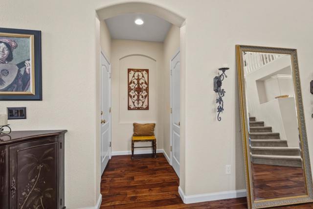 531 Via Vaquero Sur, San Juan Bautista CA: https://media.crmls.org/mediaz/af02f4d8-7878-4f7b-a7be-33523555a6e9.jpg