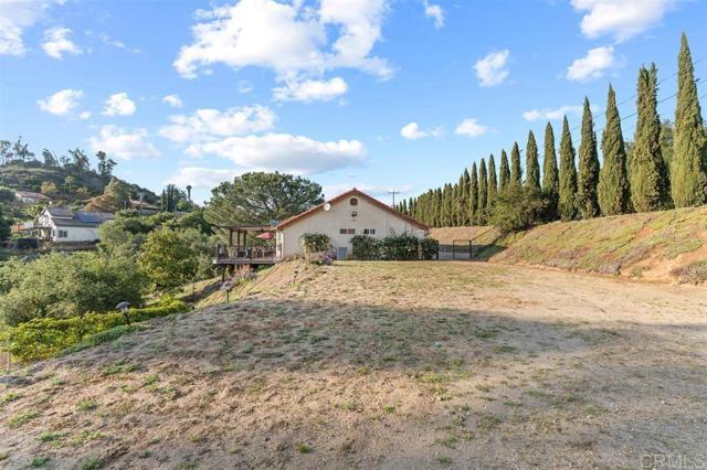 Detail Gallery Image 25 of 32 For 13311 Hillstar Ln, Valley Center,  CA 92082 - 3 Beds | 2 Baths