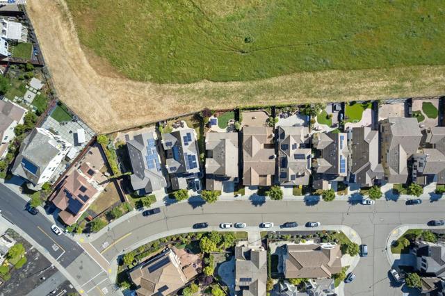 9779 Reimers Way, Dublin CA: https://media.crmls.org/mediaz/af03fcf9-a7b1-4130-9540-7edada9d8f61.jpg