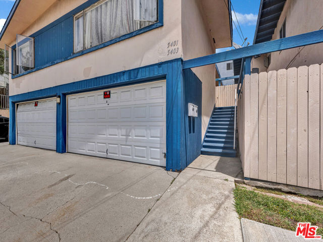 5401 Thornburn Street, Los Angeles CA: https://media.crmls.org/mediaz/af04335b-02ef-4d9e-99bc-fa67480b8f17.jpg