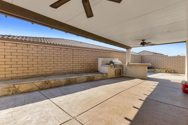 Image 31 of 49 For 37897 Chesterfield Street