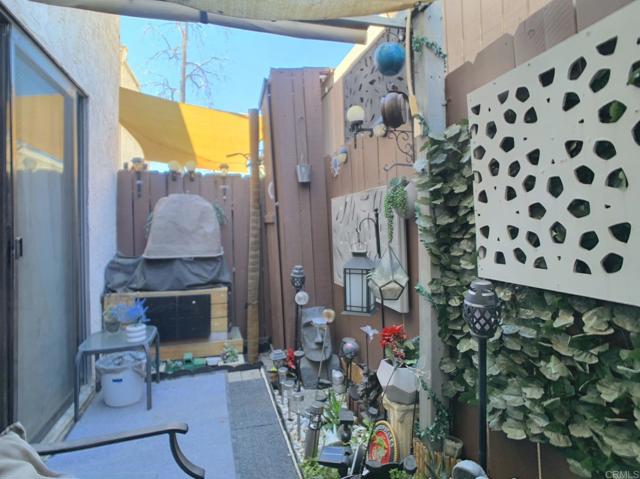 12553 Mapleview Street, Lakeside CA: https://media.crmls.org/mediaz/af04f31c-01f7-4f00-90d1-dc3d26923528.jpg