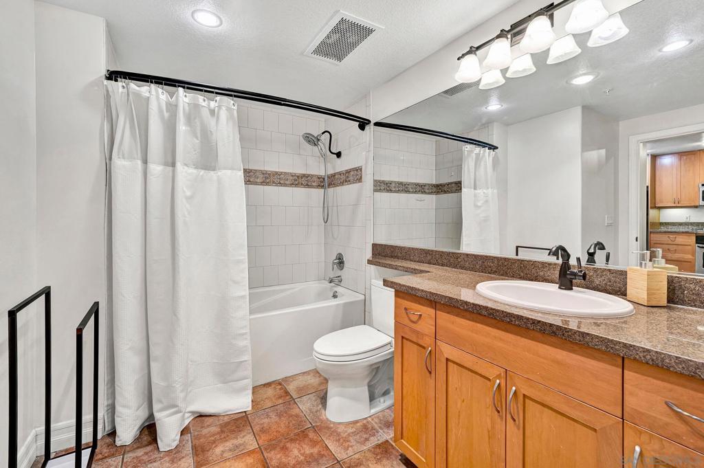 MLS #250040169SD image #17