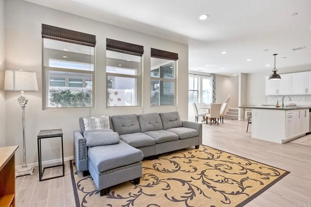 Detail Gallery Image 6 of 39 For 678 Gemstone Dr, San Marcos,  CA 92078 - 4 Beds | 3 Baths