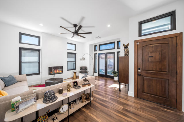 53770 Avenida Rubio, La Quinta CA: https://media.crmls.org/mediaz/af075cfb-8aad-4a36-a52b-9ae229820c87.jpg