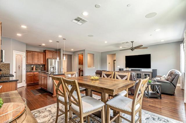 1798 Rosemary Drive, Gilroy CA: https://media.crmls.org/mediaz/af078ac6-1bc4-498a-a95e-f1e3c55bc757.jpg