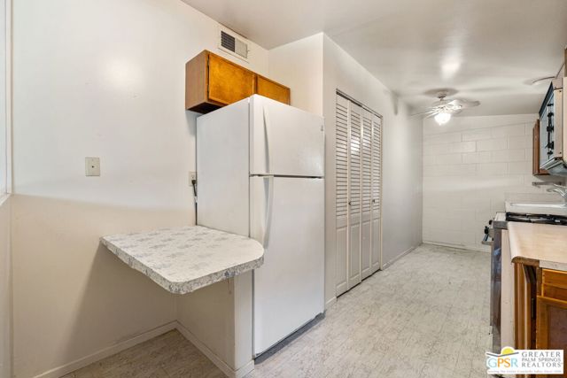 74127 Velardo Drive, Palm Desert CA: https://media.crmls.org/mediaz/af0926fa-a309-4db8-907b-d533f970797b.jpg