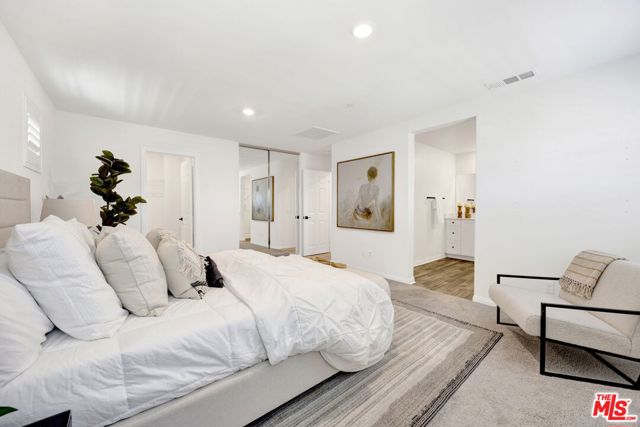 17028 Zion, Santa Clarita CA: https://media.crmls.org/mediaz/af0aad0c-d85b-419d-a700-7601d0c02555.jpg