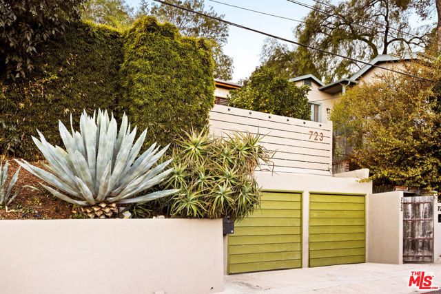 723 Terrace 49 photo 4
