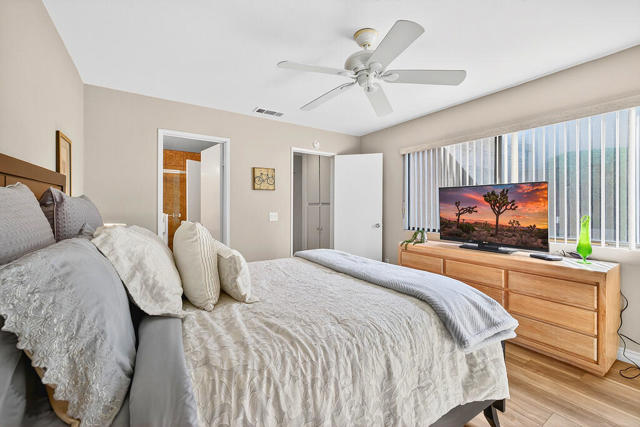 76205 Impatiens Circle, Palm Desert CA: https://media.crmls.org/mediaz/af0e4b98-f0c8-4a05-b9d1-0c1091587716.jpg