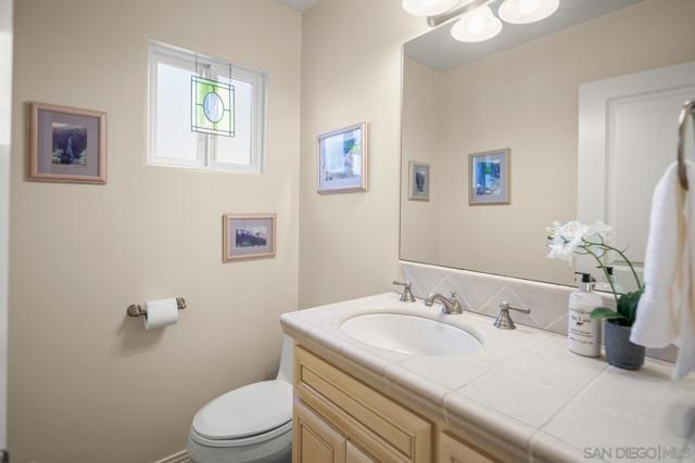 701 Balboa Avenue, Coronado CA: https://media.crmls.org/mediaz/af105baa-e037-4327-9577-864f793a9f73.jpg