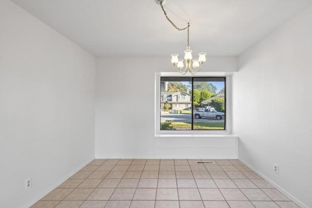 754 Vasques Drive, Half Moon Bay CA: https://media.crmls.org/mediaz/af10b6ac-ed4d-4f0a-894c-825f0ce9b2db.jpg