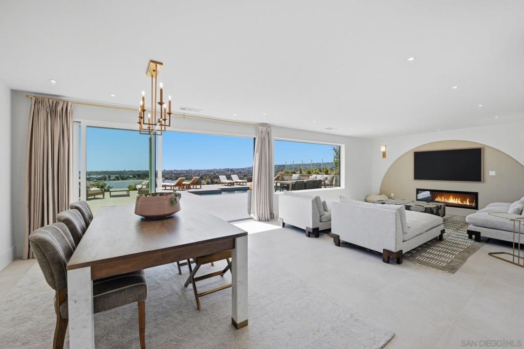 3080 Lloyd - photo 10