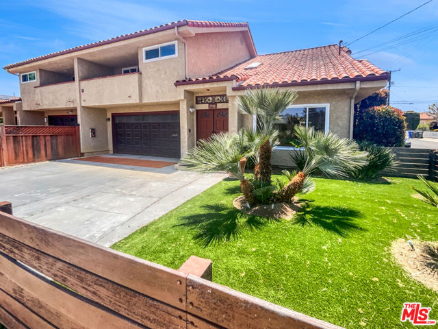 2300 Voorhees Avenue, Redondo Beach, California 90278, 3 Bedrooms Bedrooms, ,2 BathroomsBathrooms,Residential,Sold,Voorhees,23285405