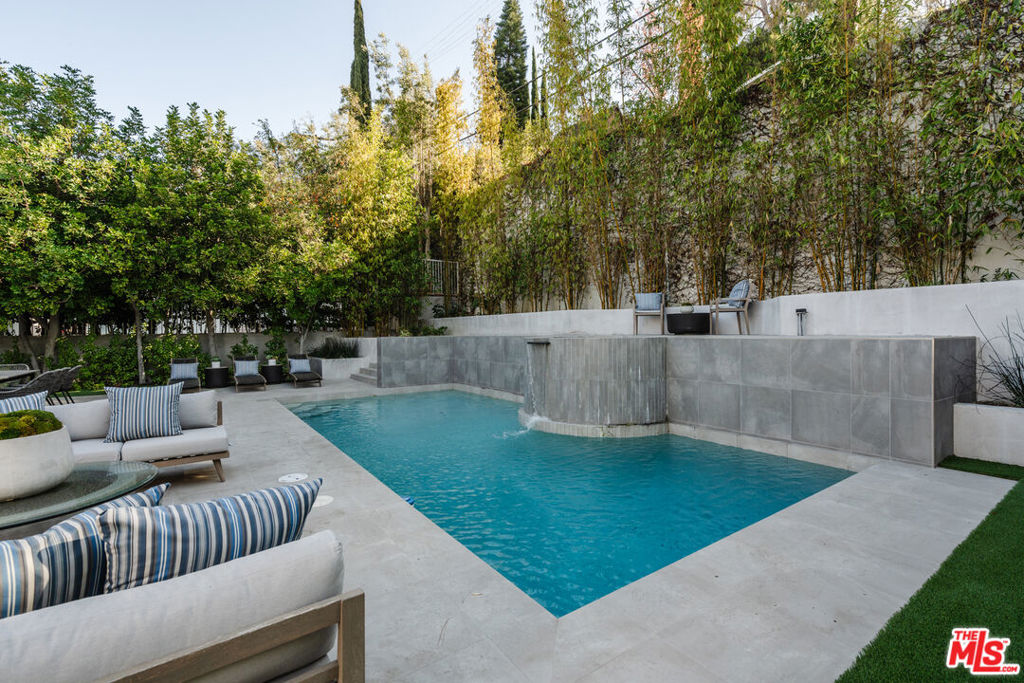 13866 Valley Vista BoulevardSherman Oaks img 31