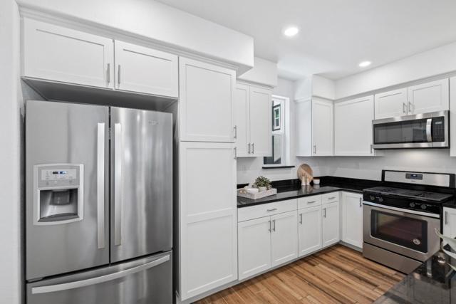 1452 Lavender Loop, Milpitas CA: https://media.crmls.org/mediaz/af12ac84-c1b4-4640-b87c-d1ce5626ac41.jpg